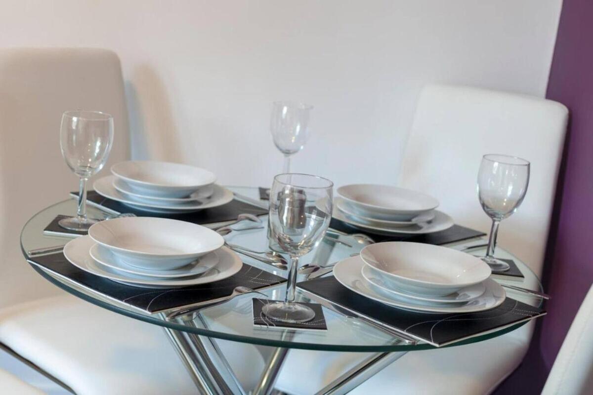 Sav Apartments Clarence Street-لاوْبرو الغرفة الصورة